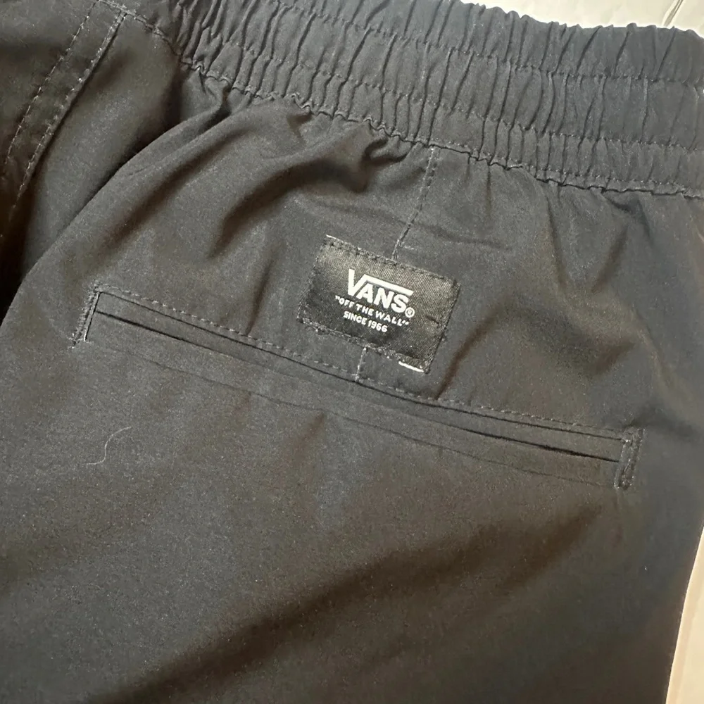 Vans Off The Wall Range Elastic Relaxed Shorts Size Small - Picture 5 of 9